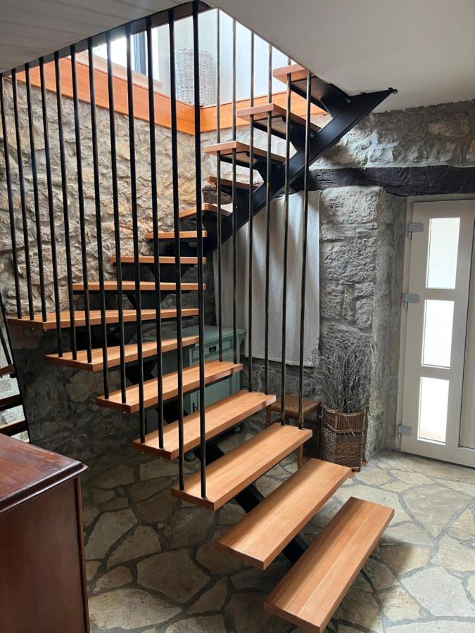 Villa Mavrici, Neighbors Free Buzet Eksteriør billede