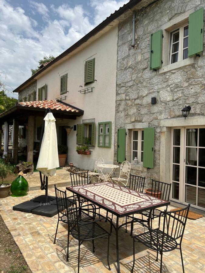 Villa Mavrici, Neighbors Free Buzet Eksteriør billede